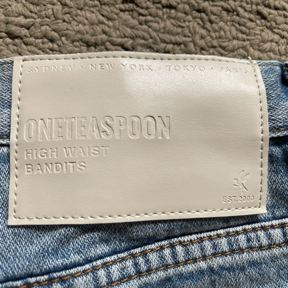 One Teaspoon High Waist Bandit Shorts - Never been worn - Picture 5 of 11